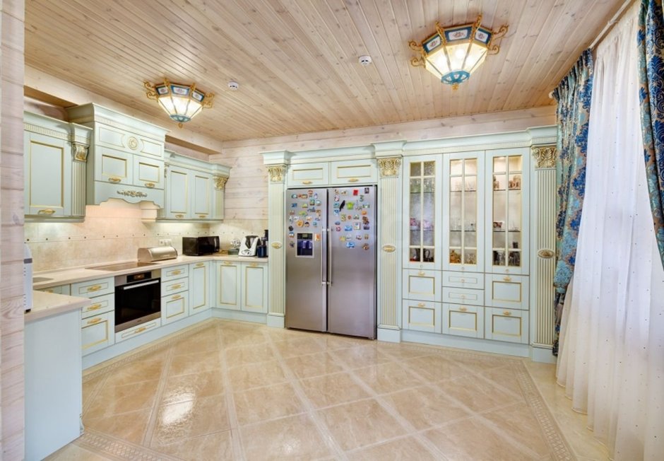Кухня Сканди в доме из бруса