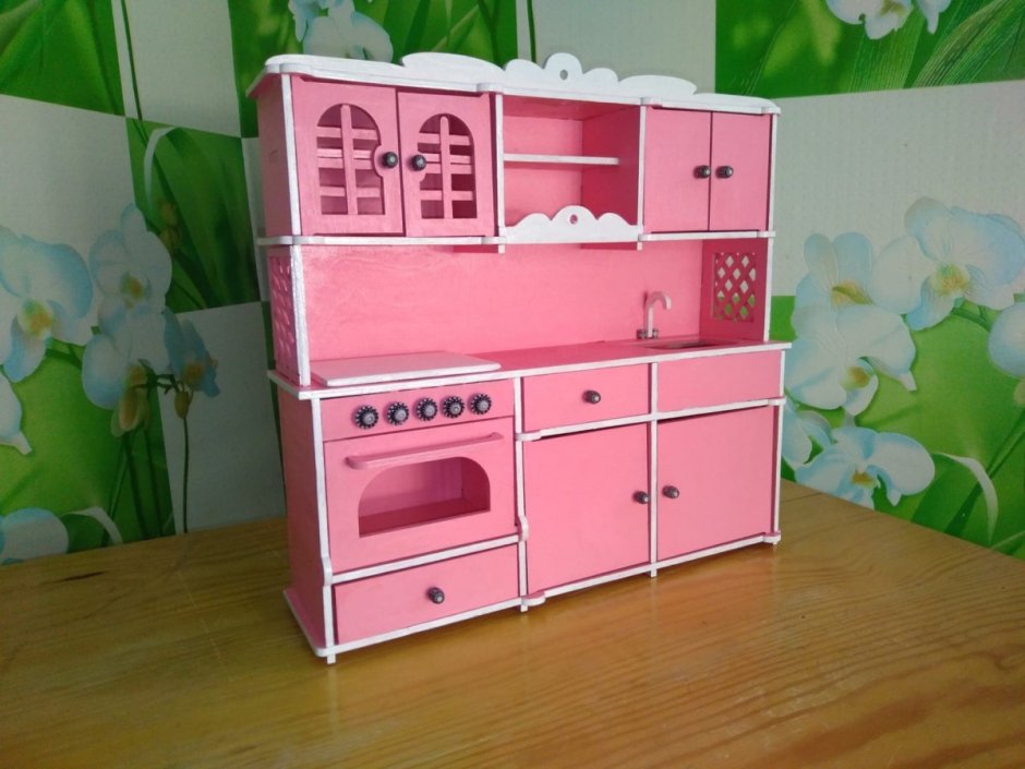 Кухня из картонных коробок для девочки