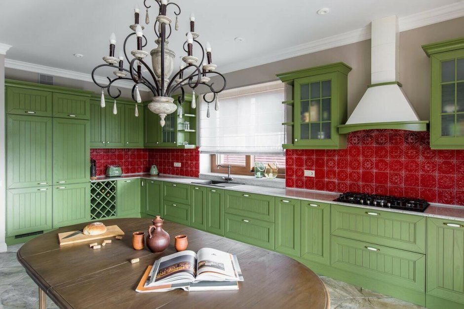 Кухня в красно зеленом цвете