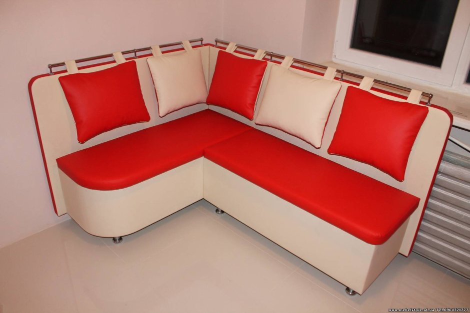 Угловой кухонный диван со спальным местом красно белый