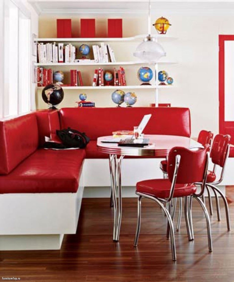 Красный диван на кухню со спальным местом