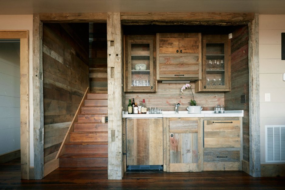 Мини кухня в деревянном доме