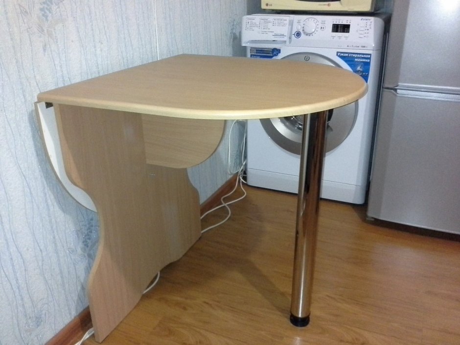 Складной кухонный стол для маленькой