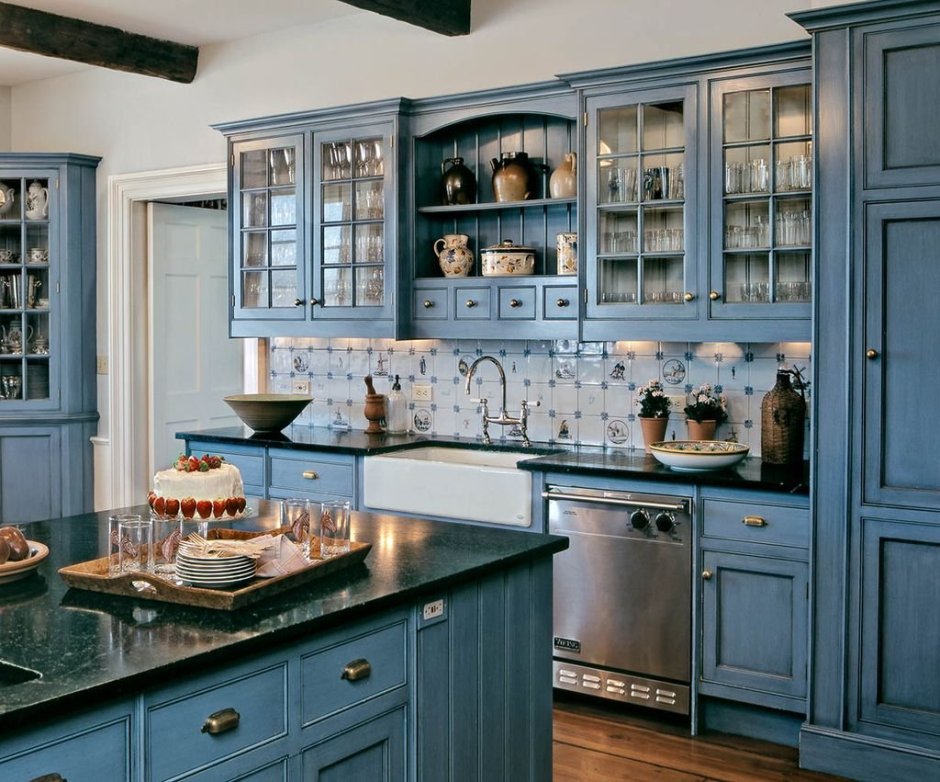 Голубая кухня гостиная в стиле Прованс