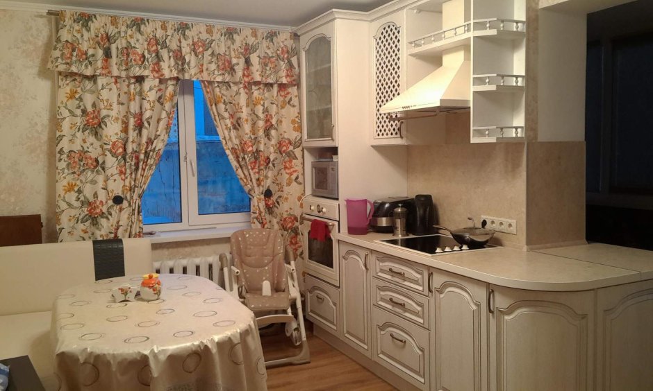 Римская штора и тюль на кухню