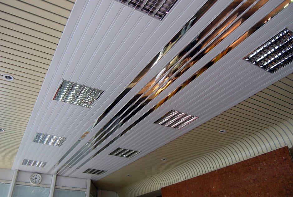 Потолок реечный рейка шириной 80 мм