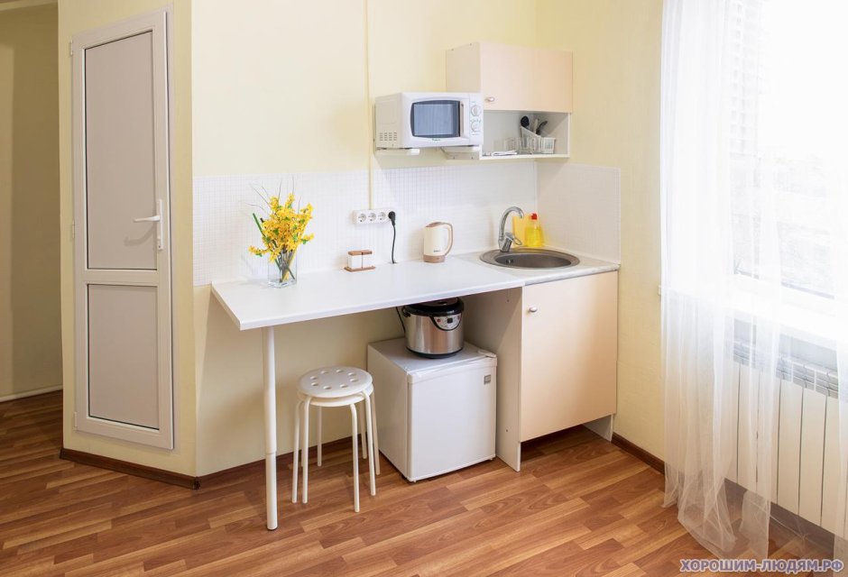 Мини кухня для комнаты в общежитии