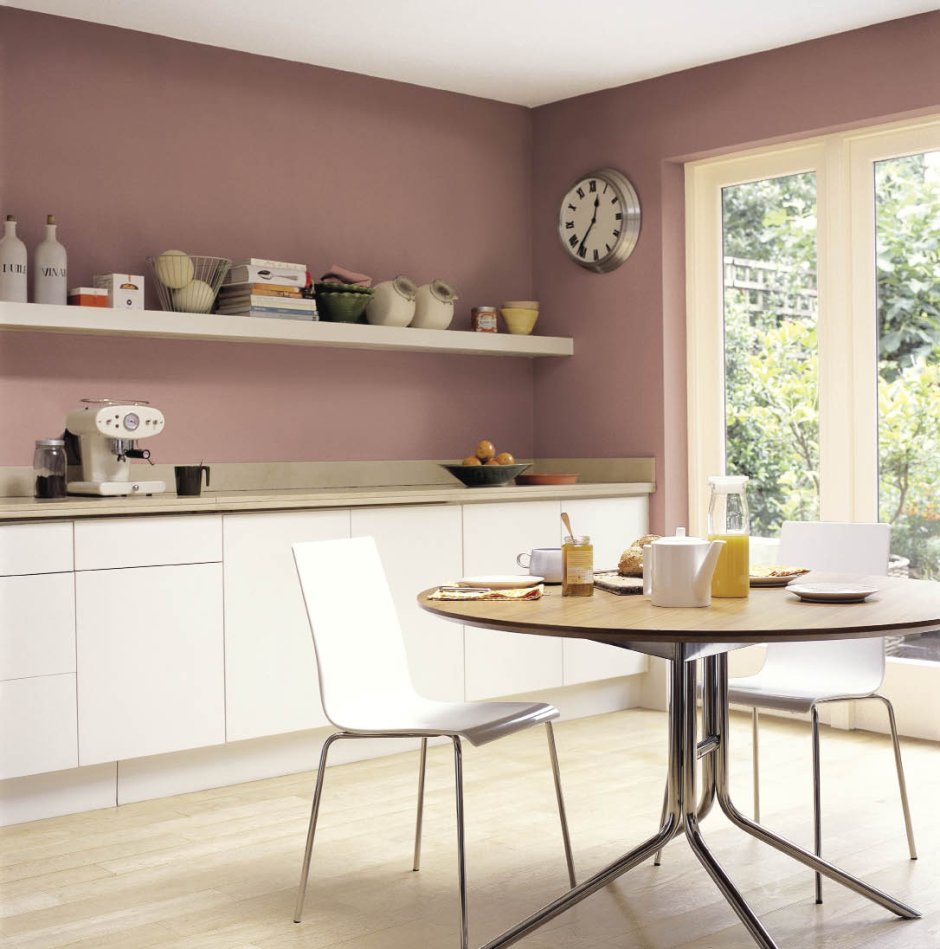 Dulux 90yr 55/051