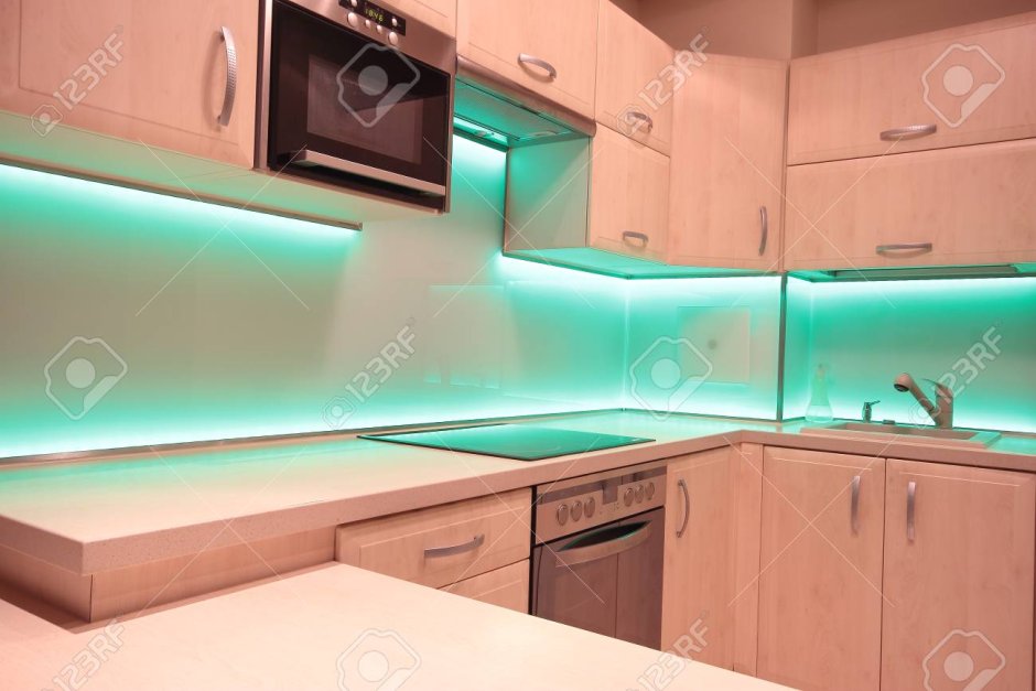 Подсветка кухни светодиодной лентой