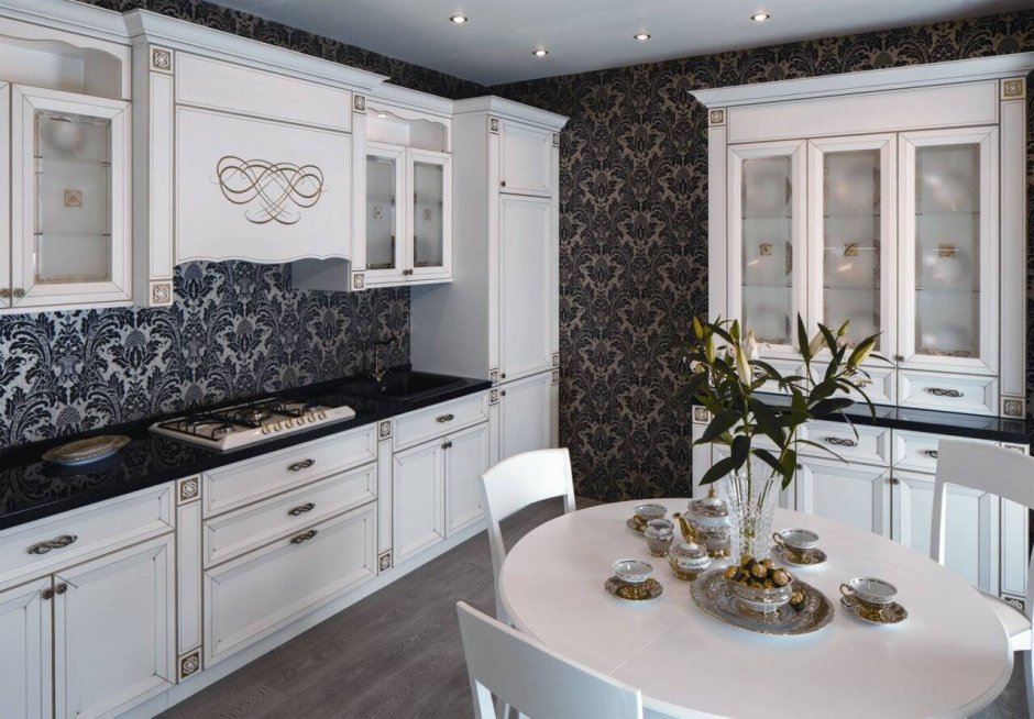 Большая кухня в современном стиле