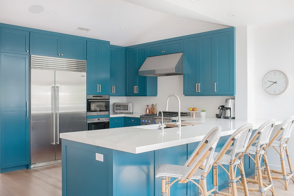 Кухня серо голубого цвета (67 фото)