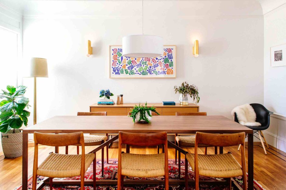 Sing of Dining Room