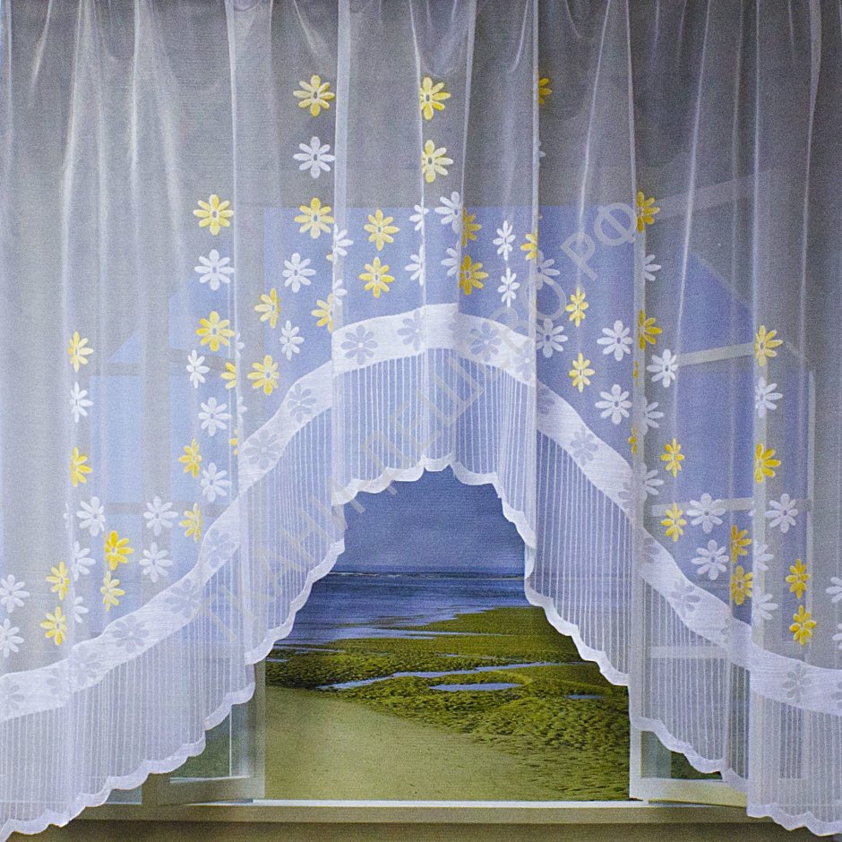 Кухонные шторы аркой