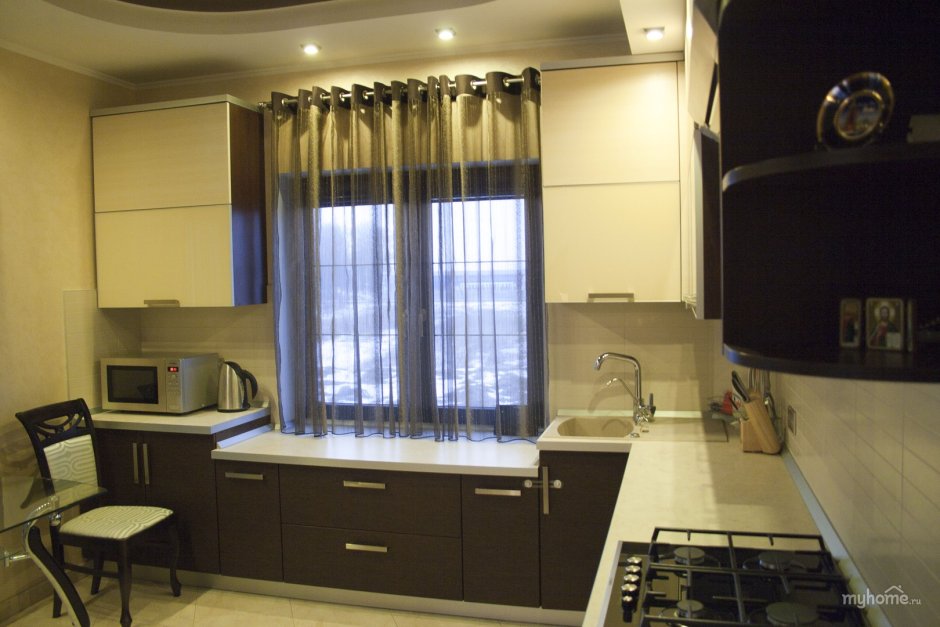 Кухня шоколадного цвета