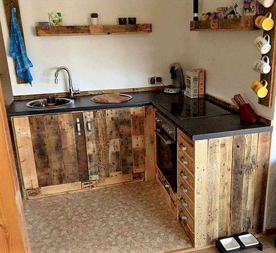 Кухня своими руками из дерева
