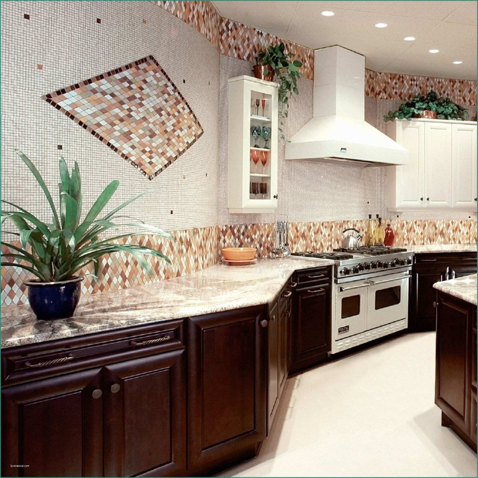 Мозаика в интерьере кухни