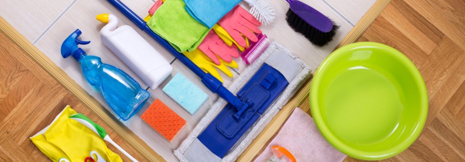 House Cleaning Tools and Supplies Kit