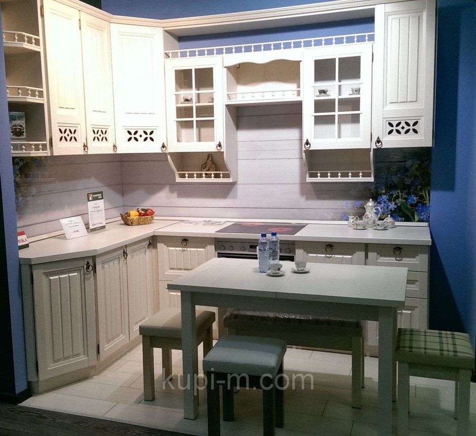 Стиль Прованс в интерьере кухни белый стол прямоугольная