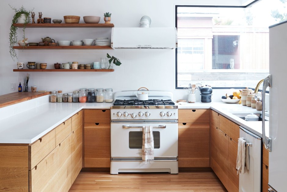 Kitchen without Upper Cabinets