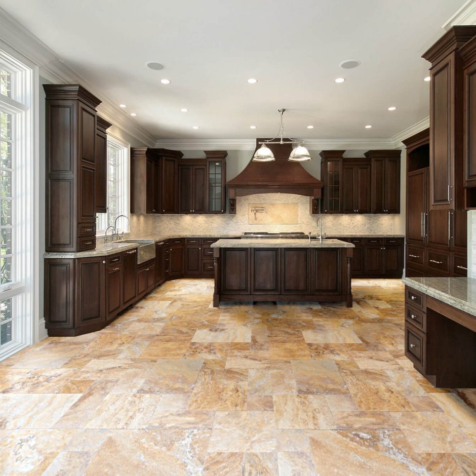 Темно серый пол на кухне