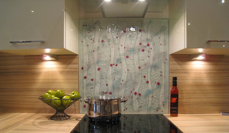 Кухня под дерево