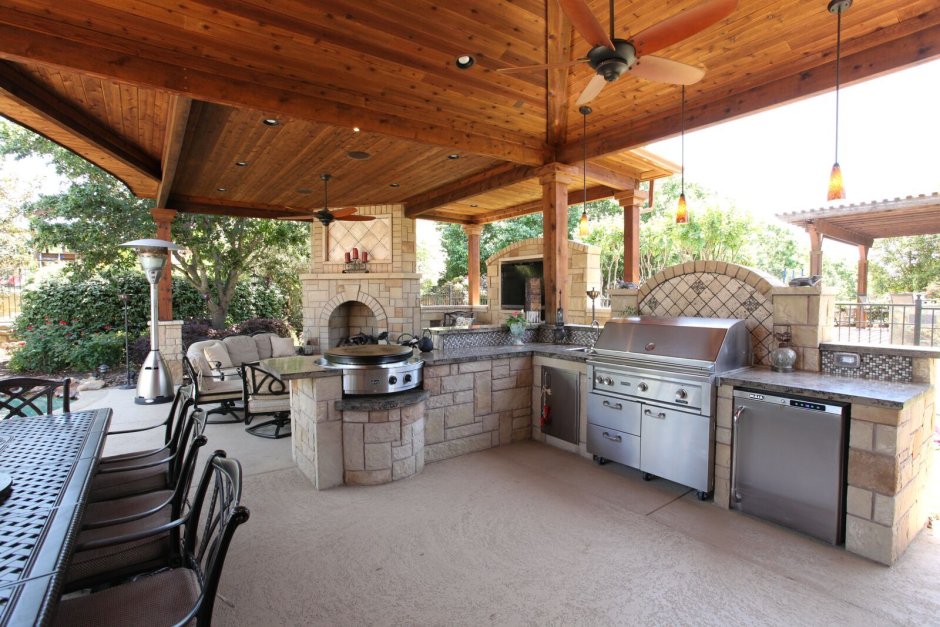 Уютная летняя кухня