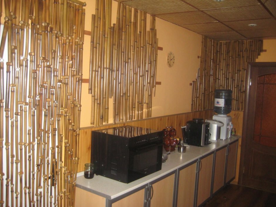 Фотообои бамбук на кухне