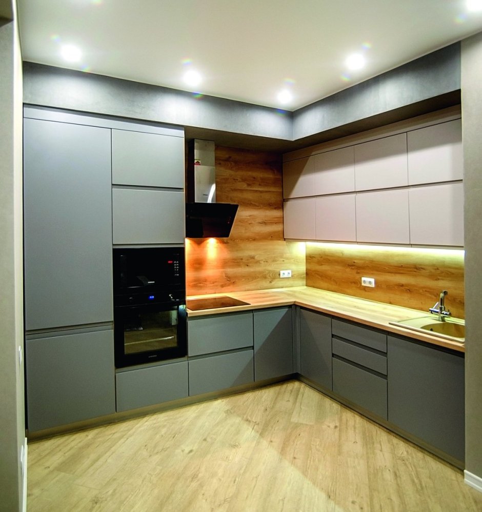 Встроенные кухонные шкафы