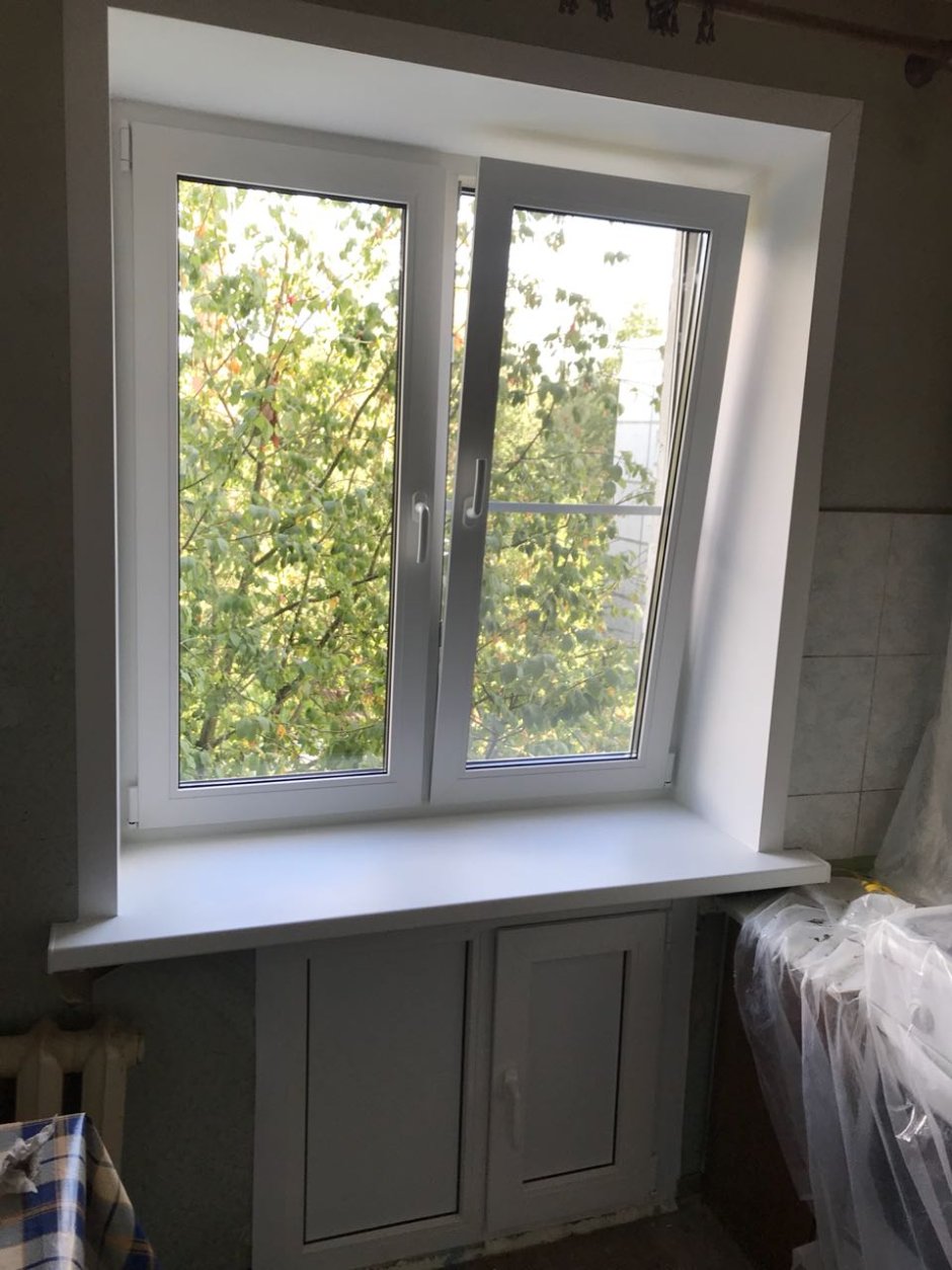 Кухонные окна с форточками