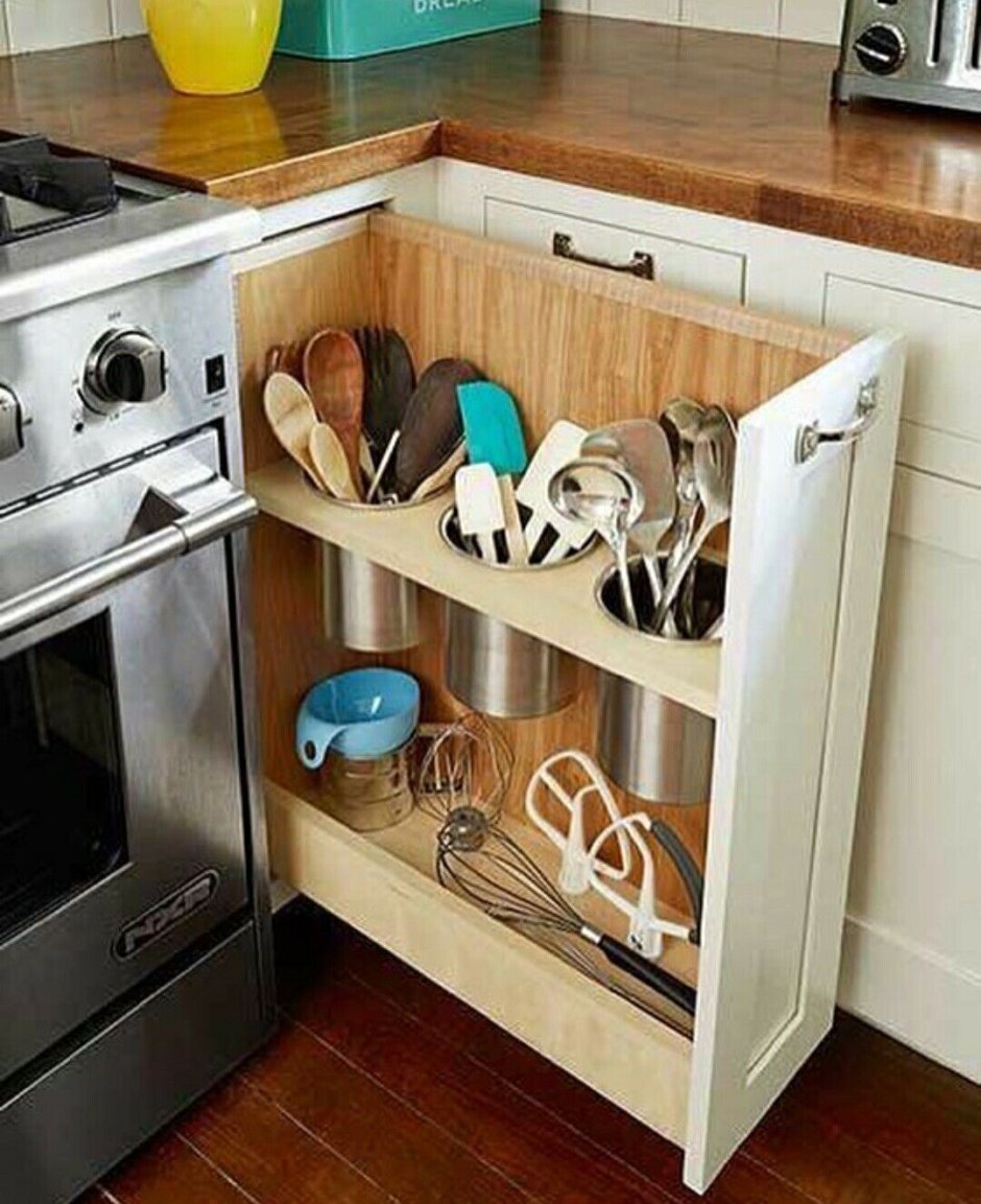 Удобные шкафы для кухни