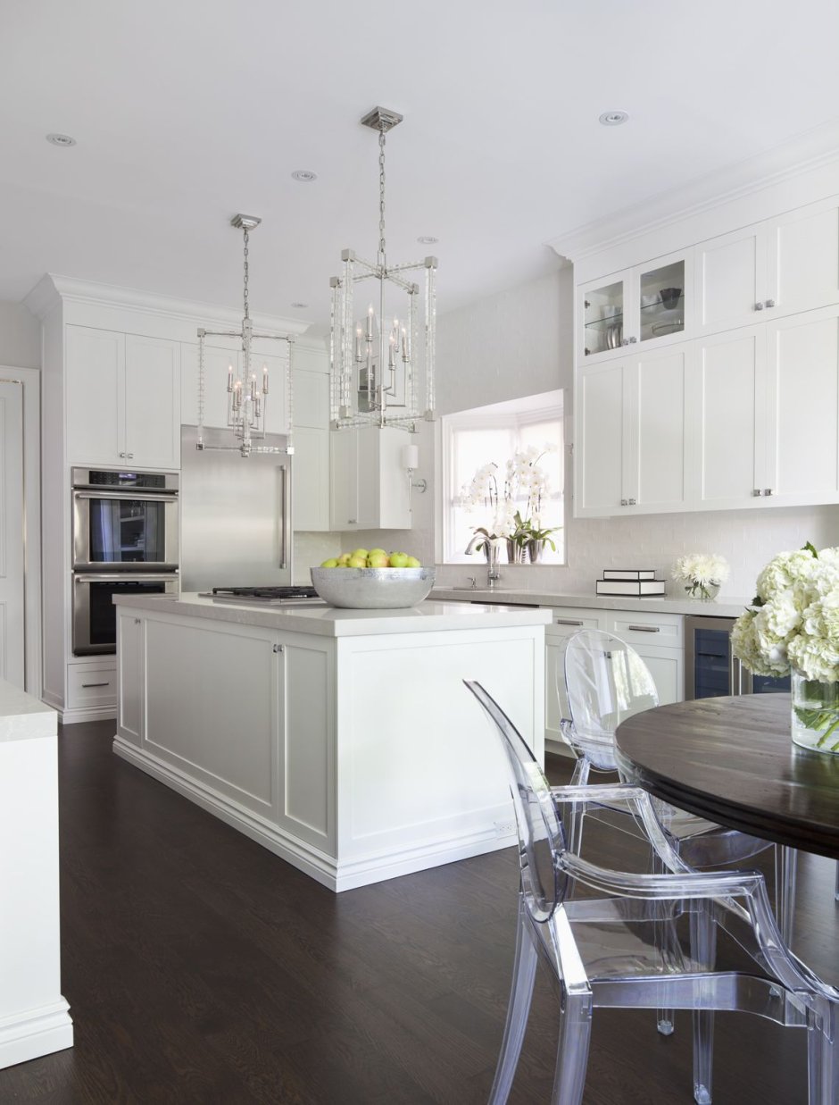 Modern Kitchens in White Colors