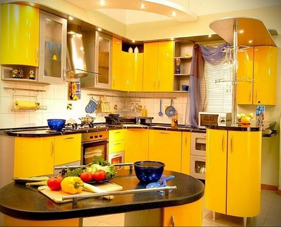 Кухня горчичного цвета