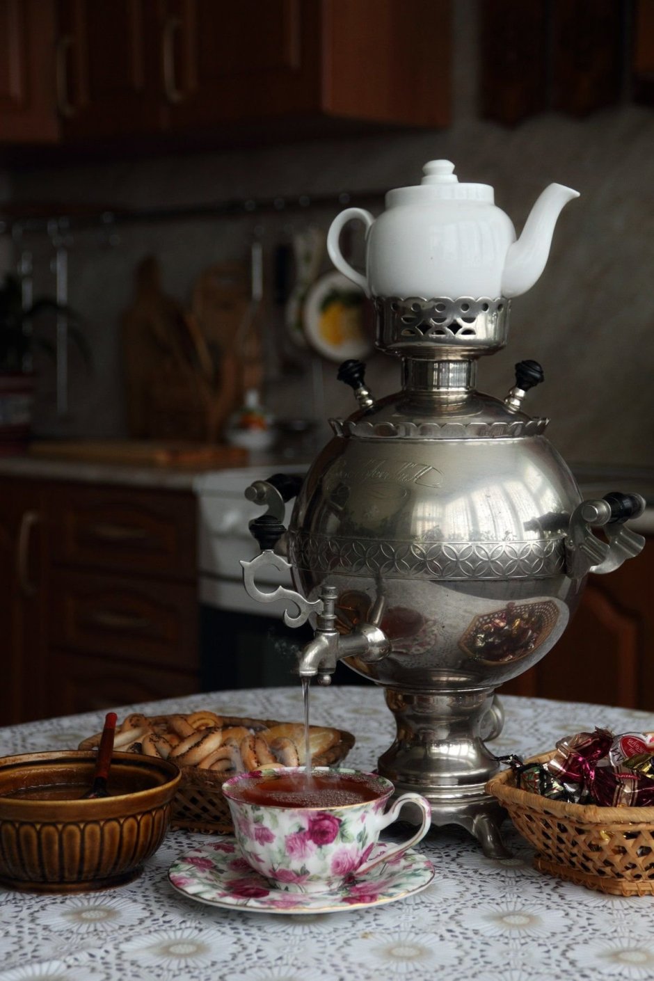 Чаепитие с самоваром