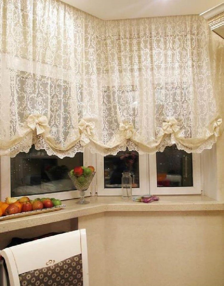 Современный ламбрекен на кухню