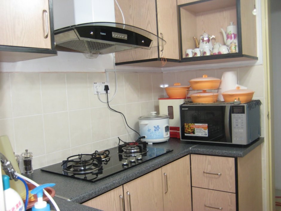 Маленькая кухня с газовой плитой (86 фото)