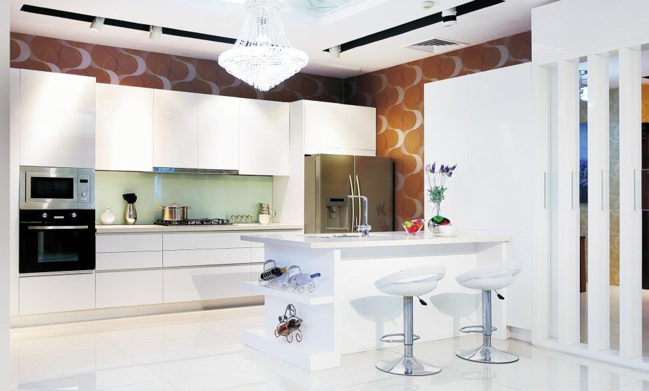 Светло коричневая кухня