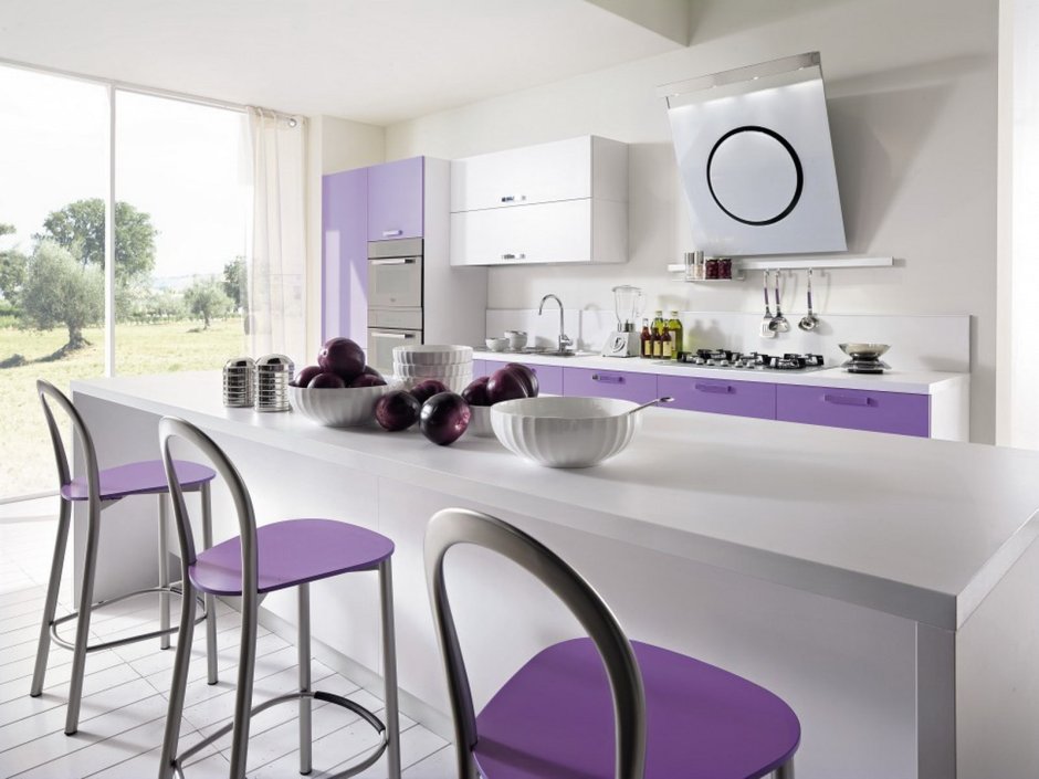 Кухня в фиолетовых тонах хрущевка