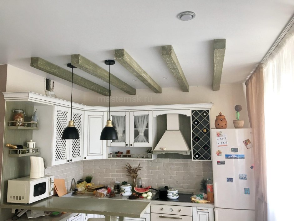 Тканевый потолок в кухне