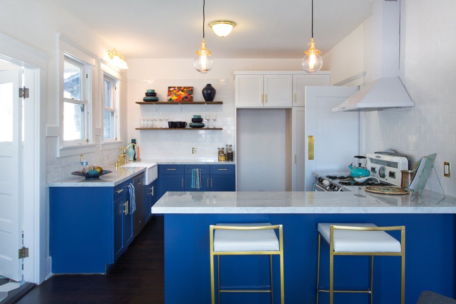Синяя кухня в скандинавском стиле синие стены
