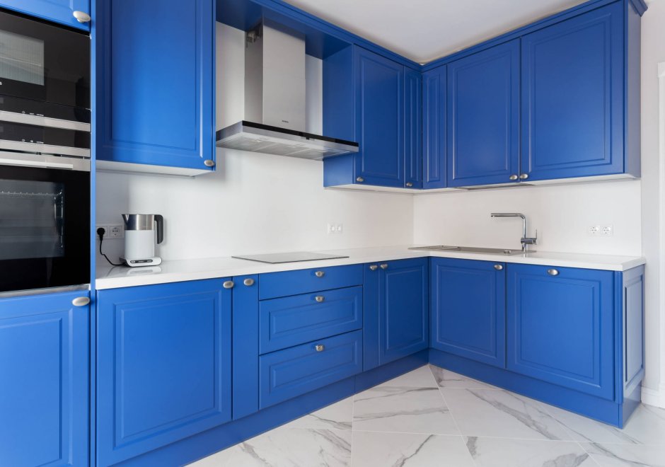 Прямая синяя кухня (63 фото)
