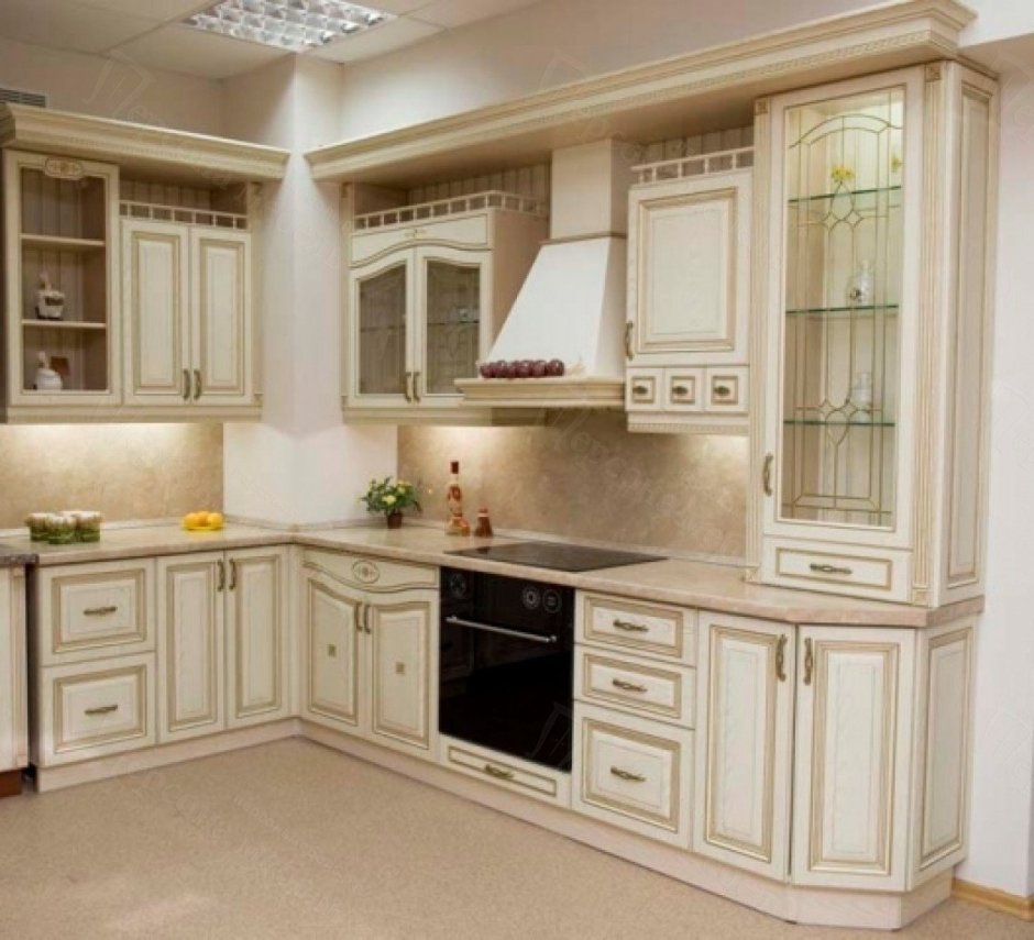 мебель кухонная белая с патиной