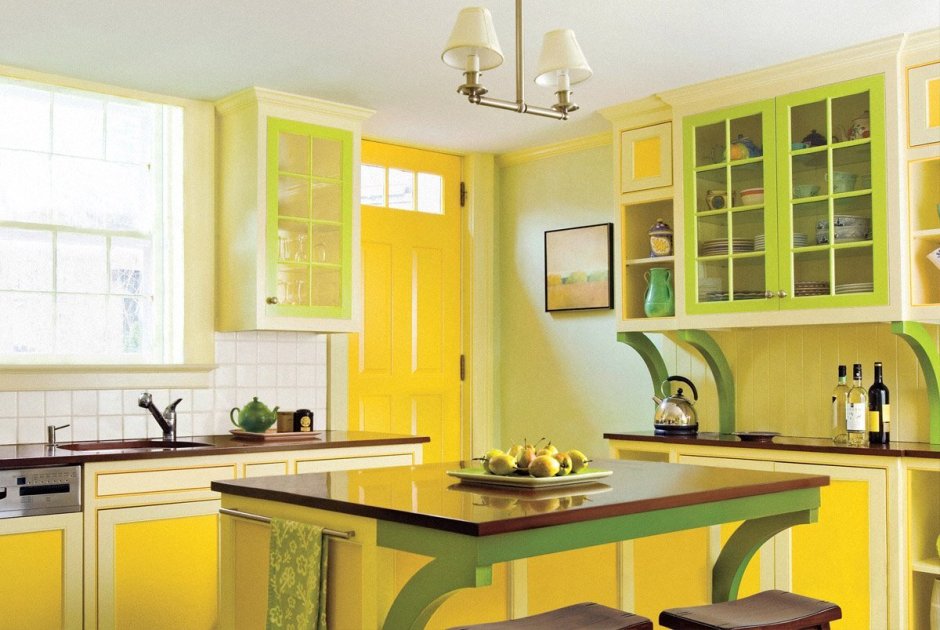 Кухня зеленого цвета