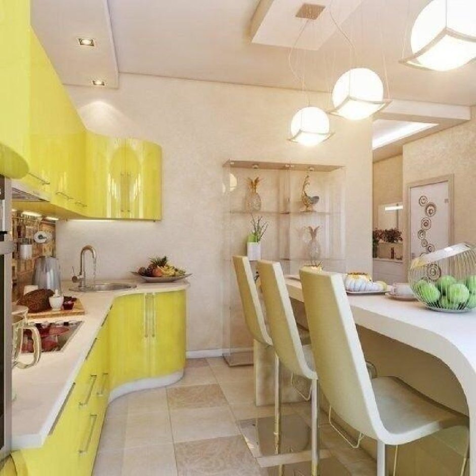 Желтый фартук на кухне