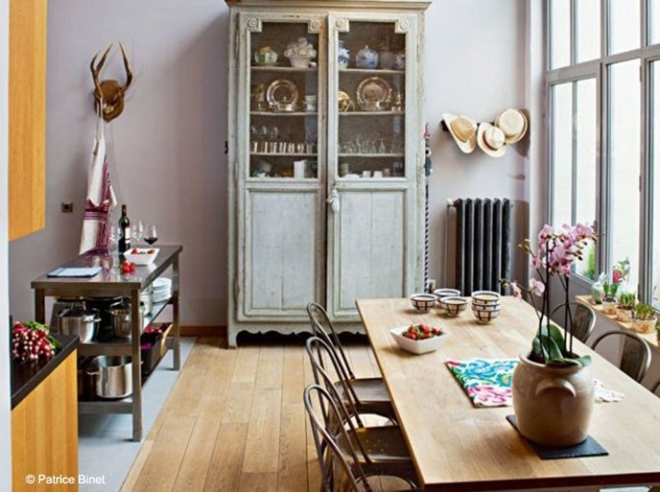 Буфет сервант в черном цвете