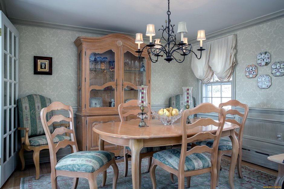 Старинная мебель в современном интерьере