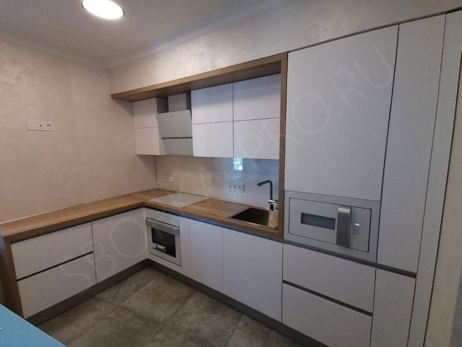 Кухня 2022 с ручками снизу