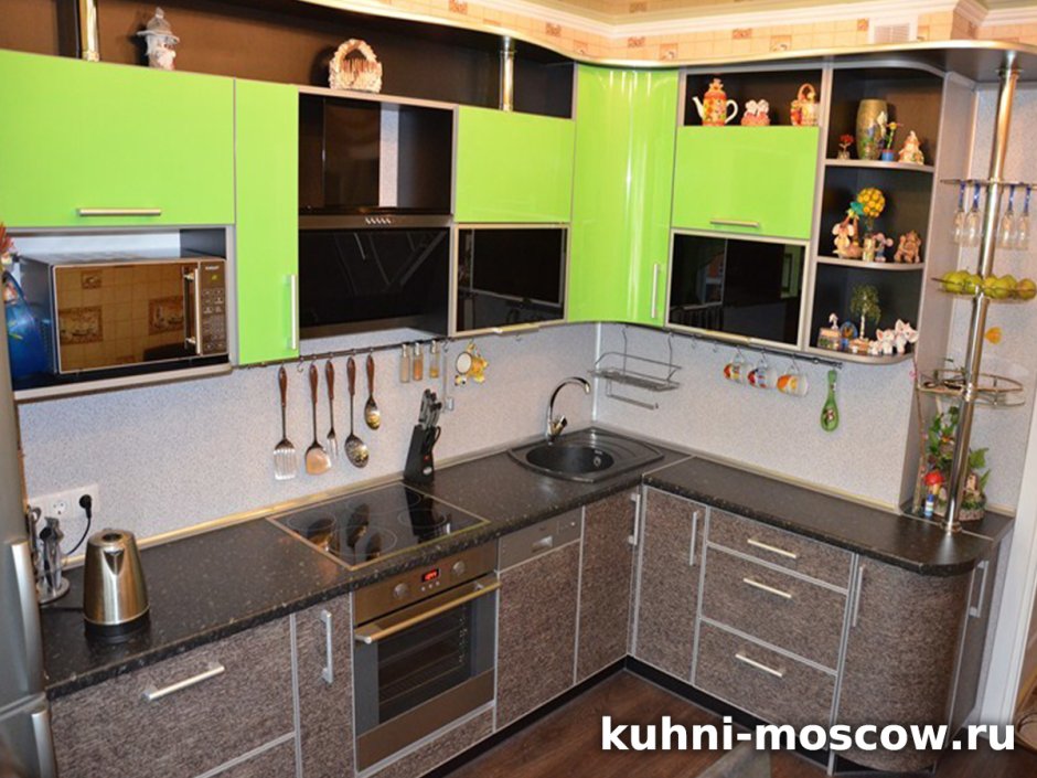 Кухонные гарнитуры угловые с барной стойкой