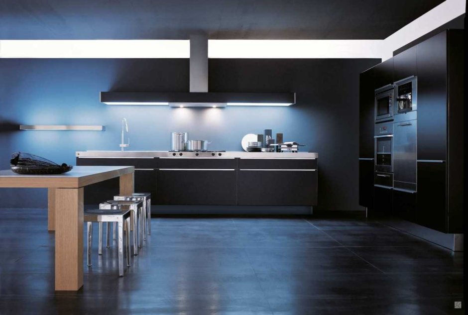Синяя подсветка на кухне