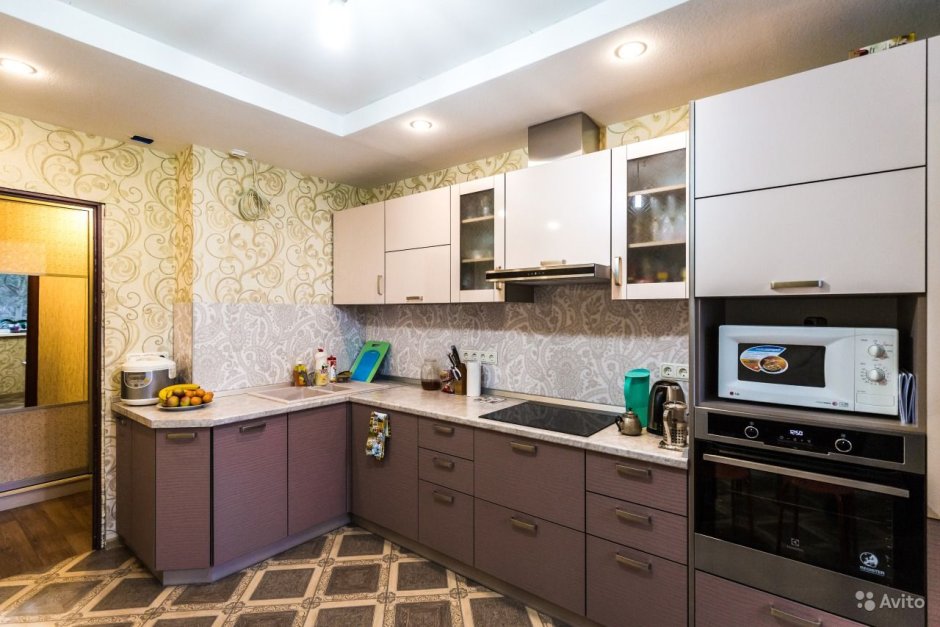 Кухни с барной стойкой