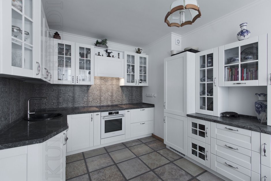 Белые кухни